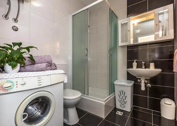 Jure Apartmán *