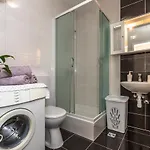 Jure Apartmán *
