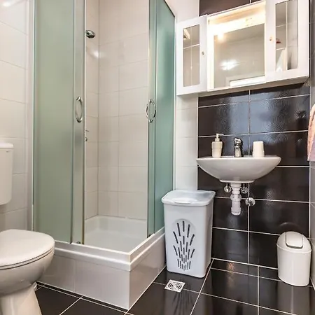 Jure Sea View Apartmán