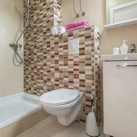 Apartmán Jure Sea View *